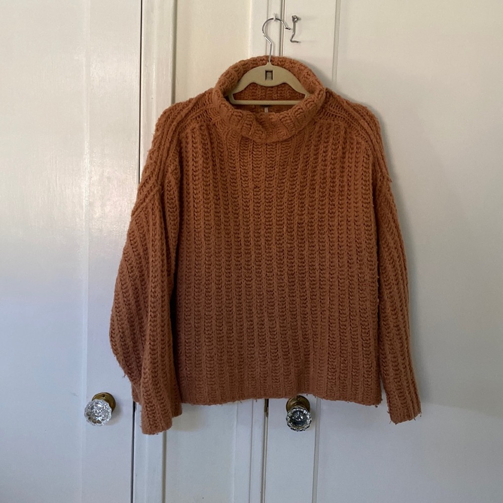 Free people mauve turtle neck sweater
